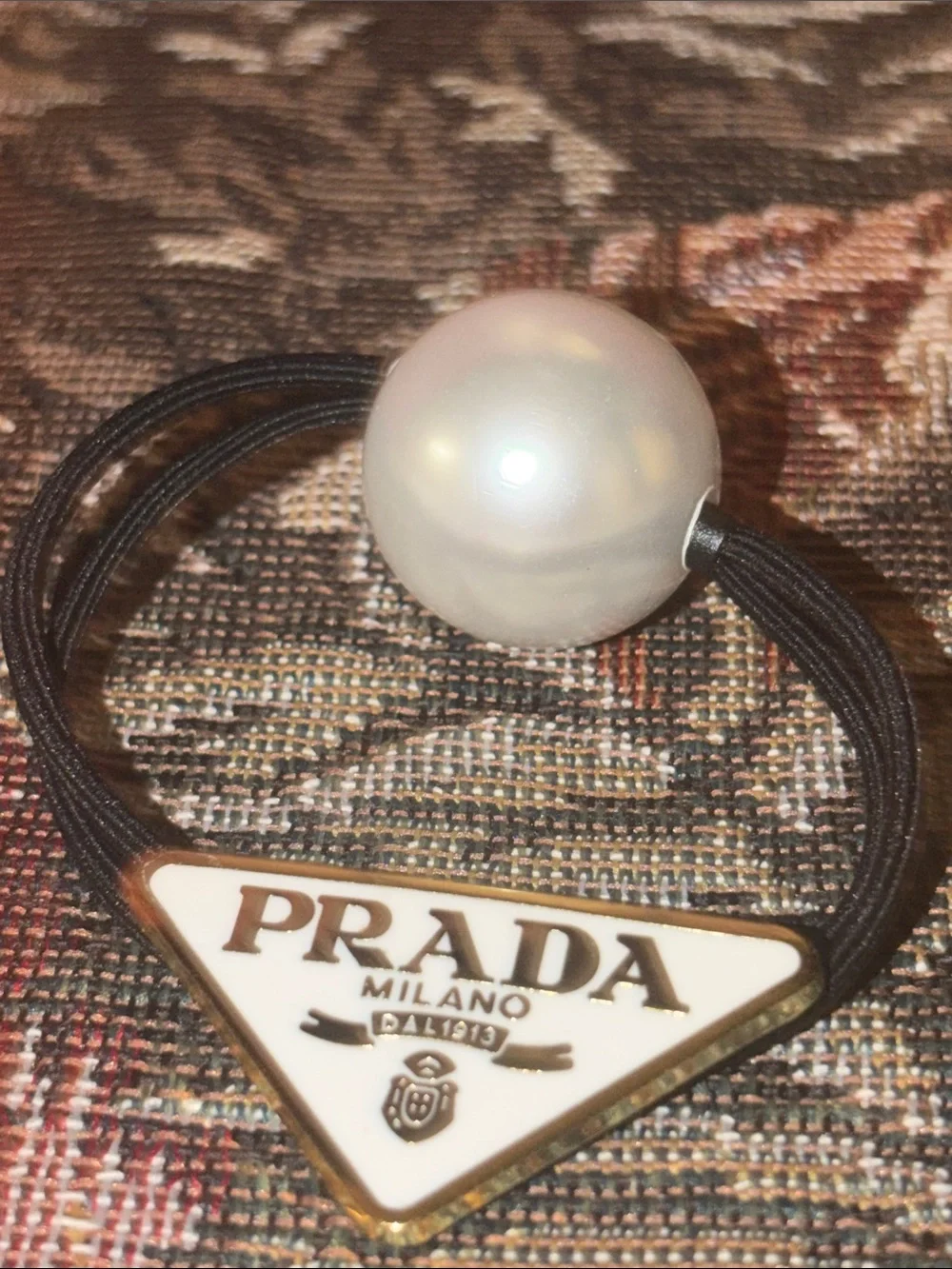 🐚 👱🏽‍♀️ 🆕  PRADA Hair Tie 🖤👱🏽‍♀️